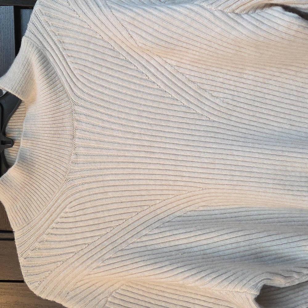 Womens H&M Sweater Dress Cream Color Size L - Picture 2 of 5